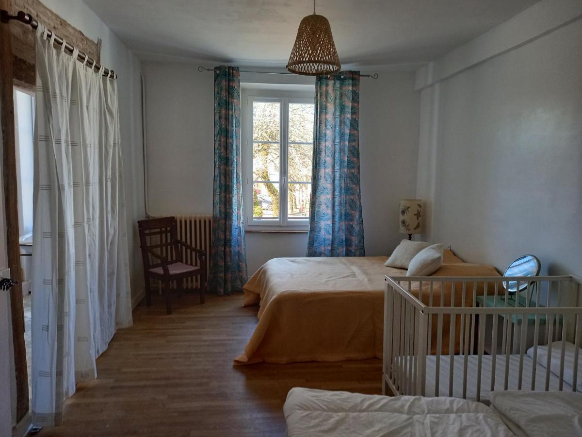 Maison Violette En Berry Aigurande Kültér fotó